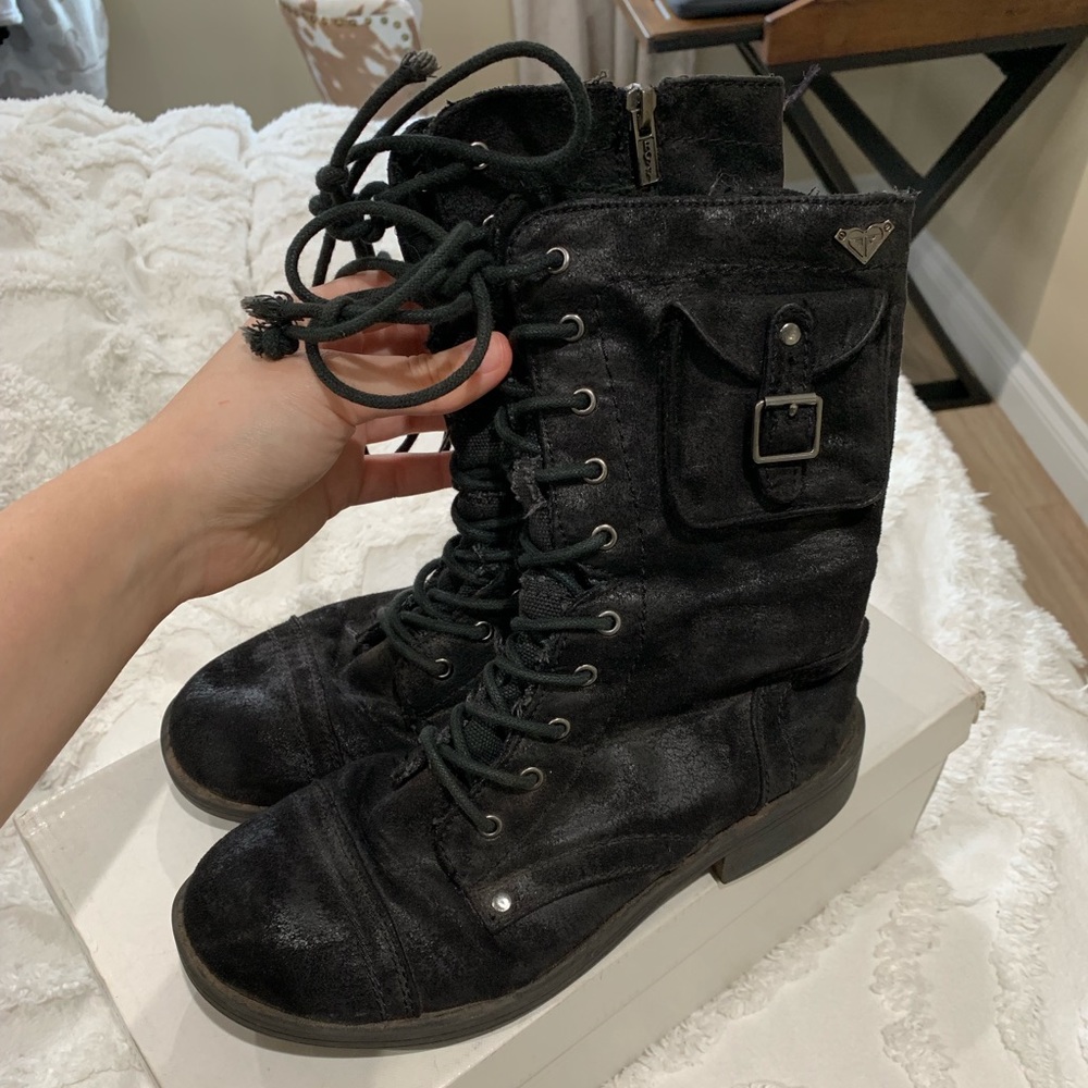 Distressed Roxy combat boots